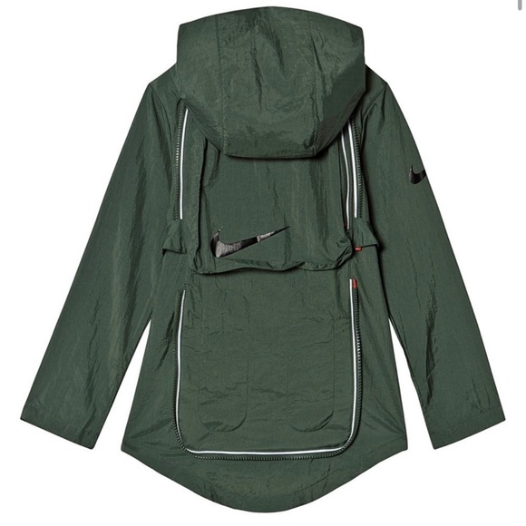 Nike Tech Pack Boys Backpack Jacket
Sz S Green Bv3559-370 Fast RARE - Picture 2 of 7
